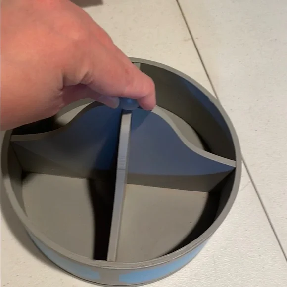 Gray and Blue Rotating Organizer - Picture 4 of 11